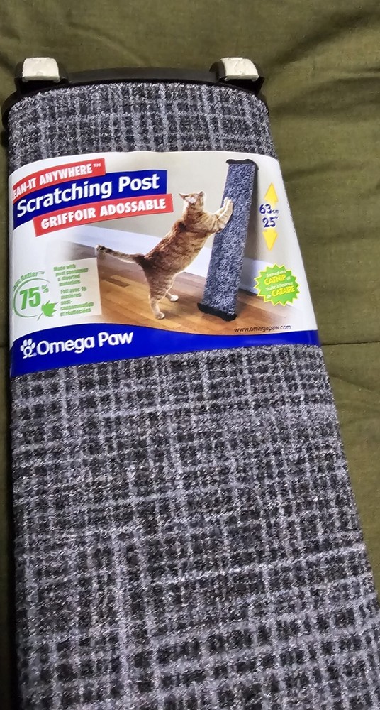 Omega Paw Lean It Anywhere Scratching Post 25"