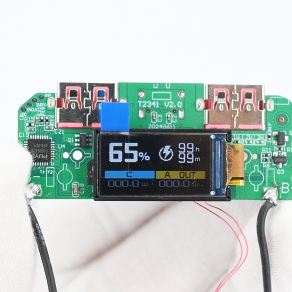 Fast Charging Module 22 5W with Multi Protocol Compatibility and Display