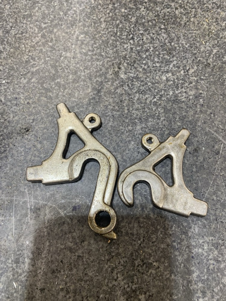 Suntour Rear Vertical Dropouts