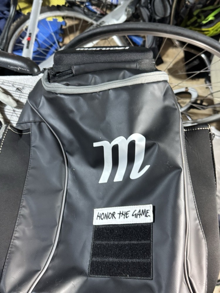 Honor The Game edition Softball Marucci Trooper Bat Pack
