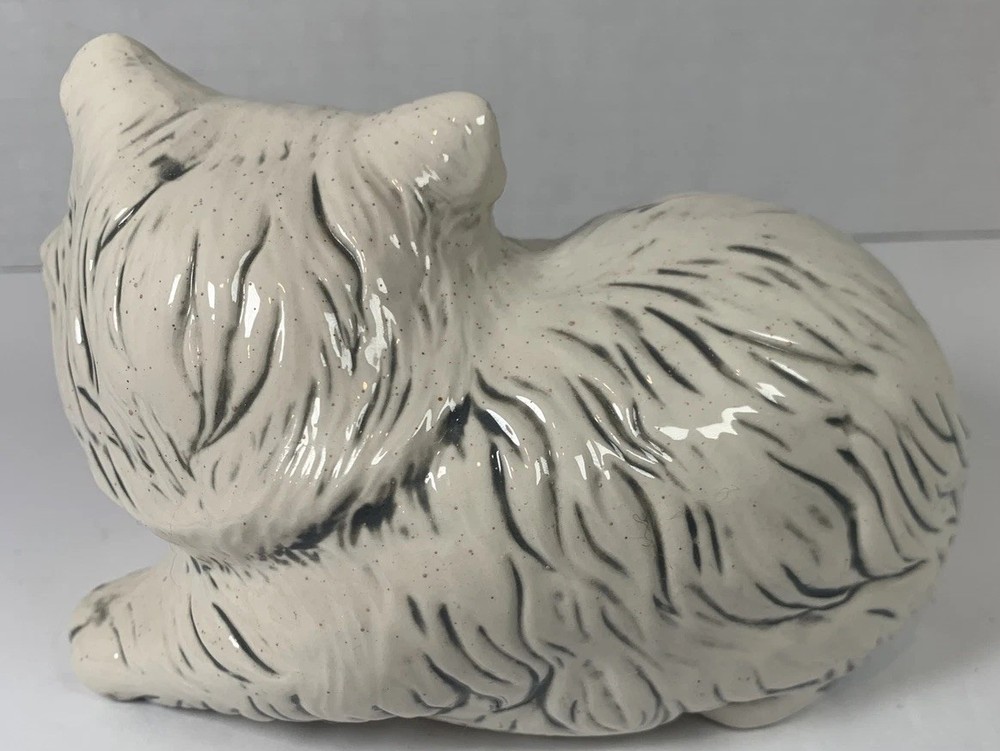 Vintage White Ceramic Persian Cat