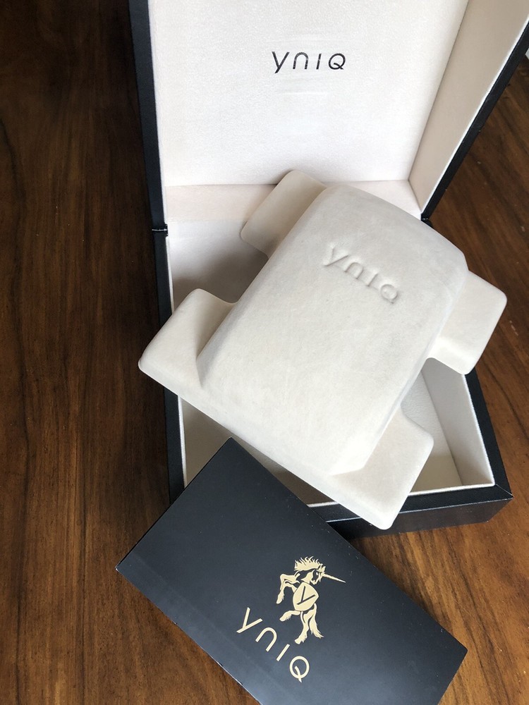 YNIQ Empty Box for Ski Googles