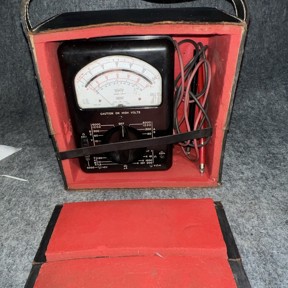 Triplett 3030 Model 630 Analog Volt-Ohm Meter with 25 Ranges Missing Screws