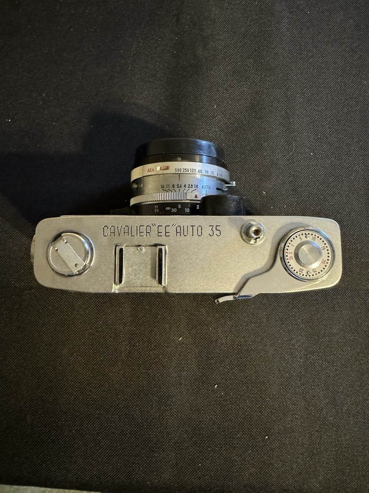 Cavalier EE Auto 35mm Rangefinder Film Camera w Leather Case AS IS UNTESTED