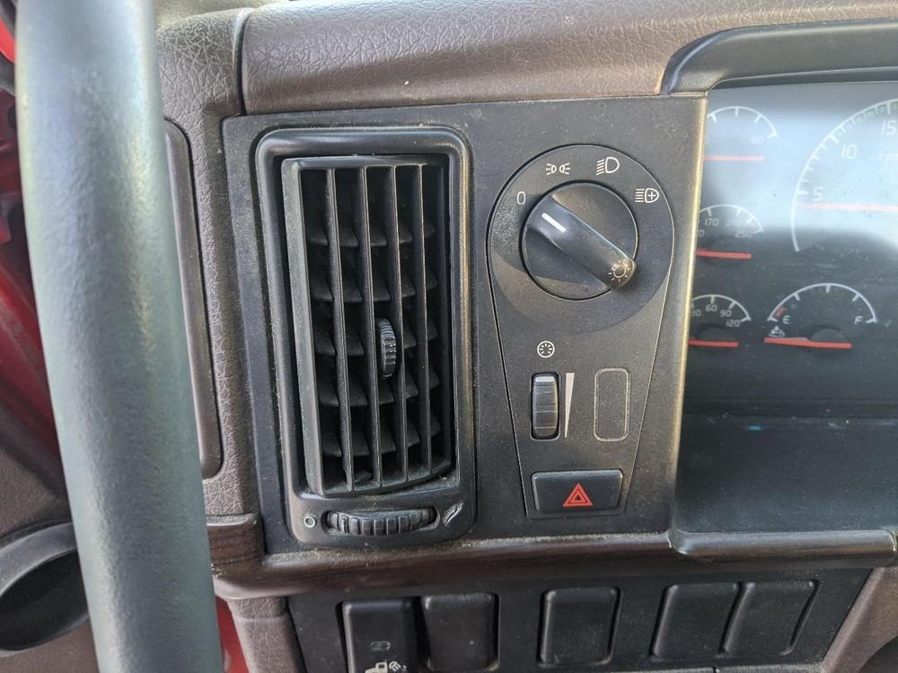 2003-2018 Volvo VNL HEADLIGHT SWITCH Dash Panel - Used