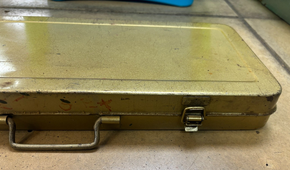 Vintage Hilka 24 piece Socket Set