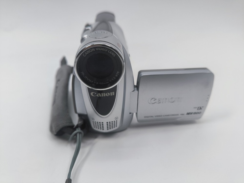 Canon MV800 Camcorder - Silver - in working order.