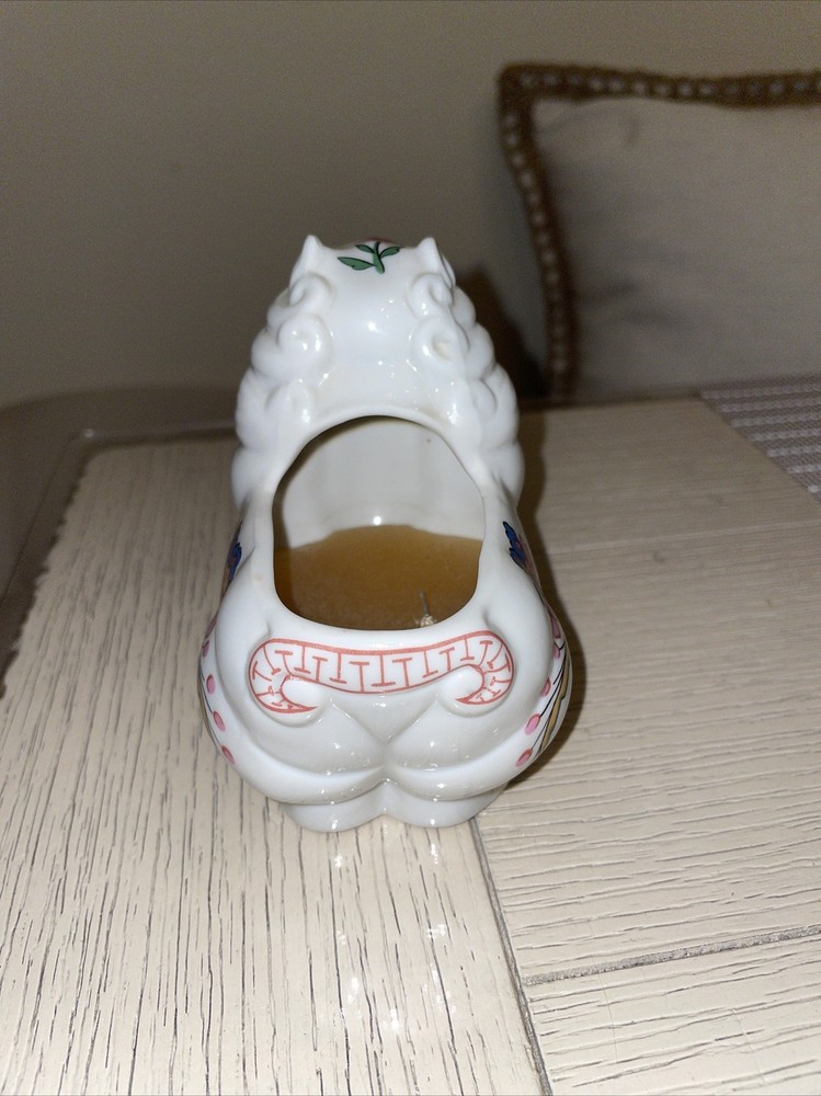 1981 Prestige Vintage Foo Dog Candle