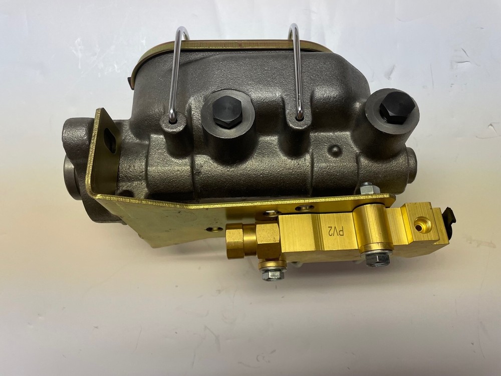 1-1/8" Bore Master Cylinder w/ Proportioning Valve Under Floor Mount Disc Disc