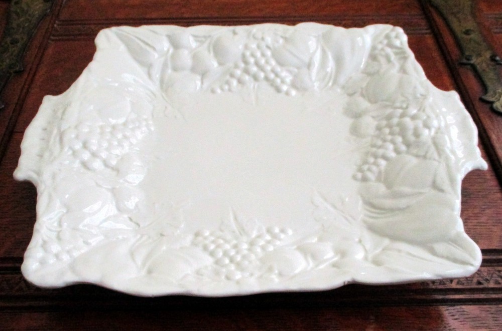 C. Stringa Nove Italy Ceramic Platter Tray Embossed Fruit & Grape Pattern 17"