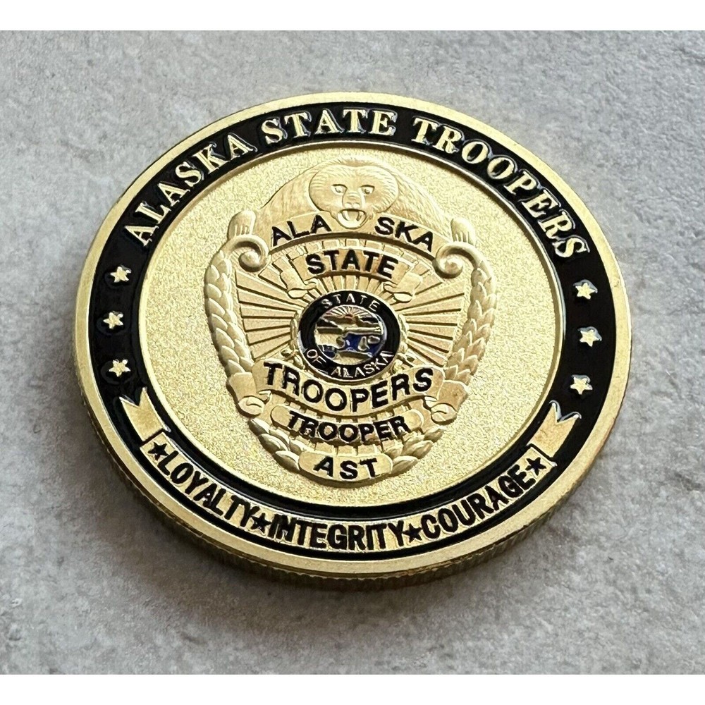 ALASKA STATE TROOPERS Challenge Coin With Display Case