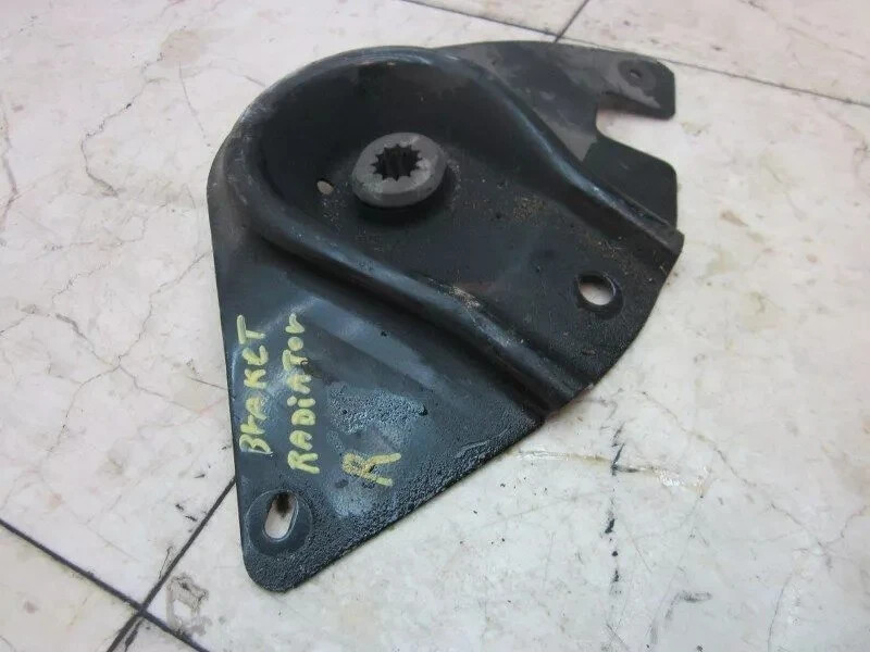 Radiator Bracket S Type 2000 Jaguar Right Passenger Side Front Mount Support OEM