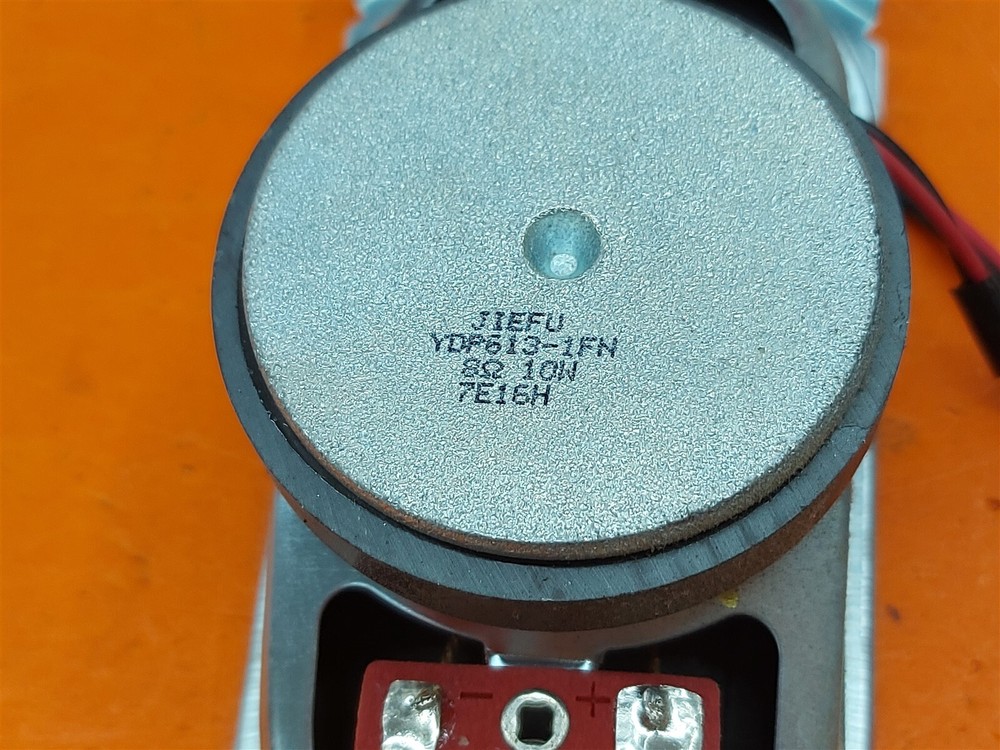 ⭐️⭐️⭐️⭐️⭐️ TV Speaker Set Sylvania LC260SS8