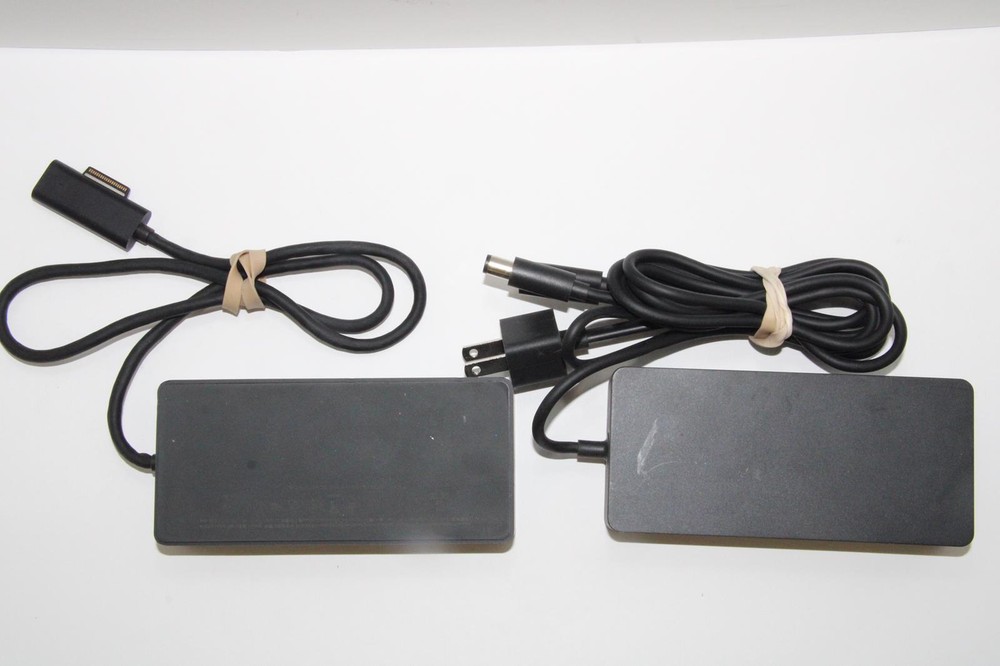 MICROSOFT 1661 Surface Pro 3 4  5 6 Docking Station and AC Adapter