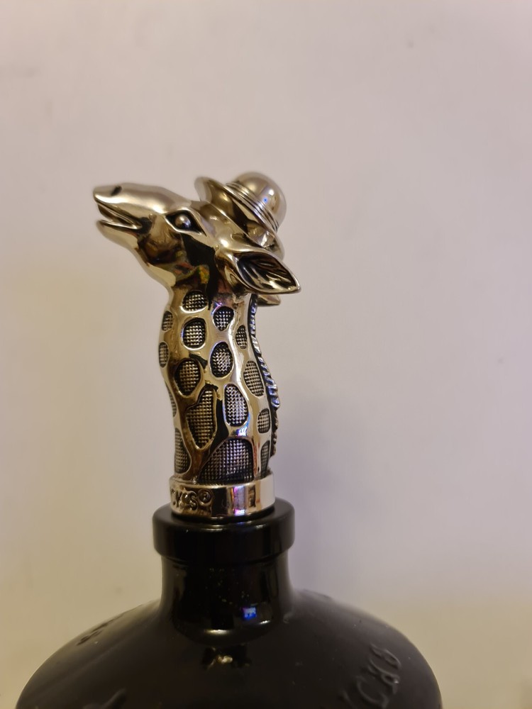 Hendricks Giraffe Gin Bottle Pourer. Limited Edition. New