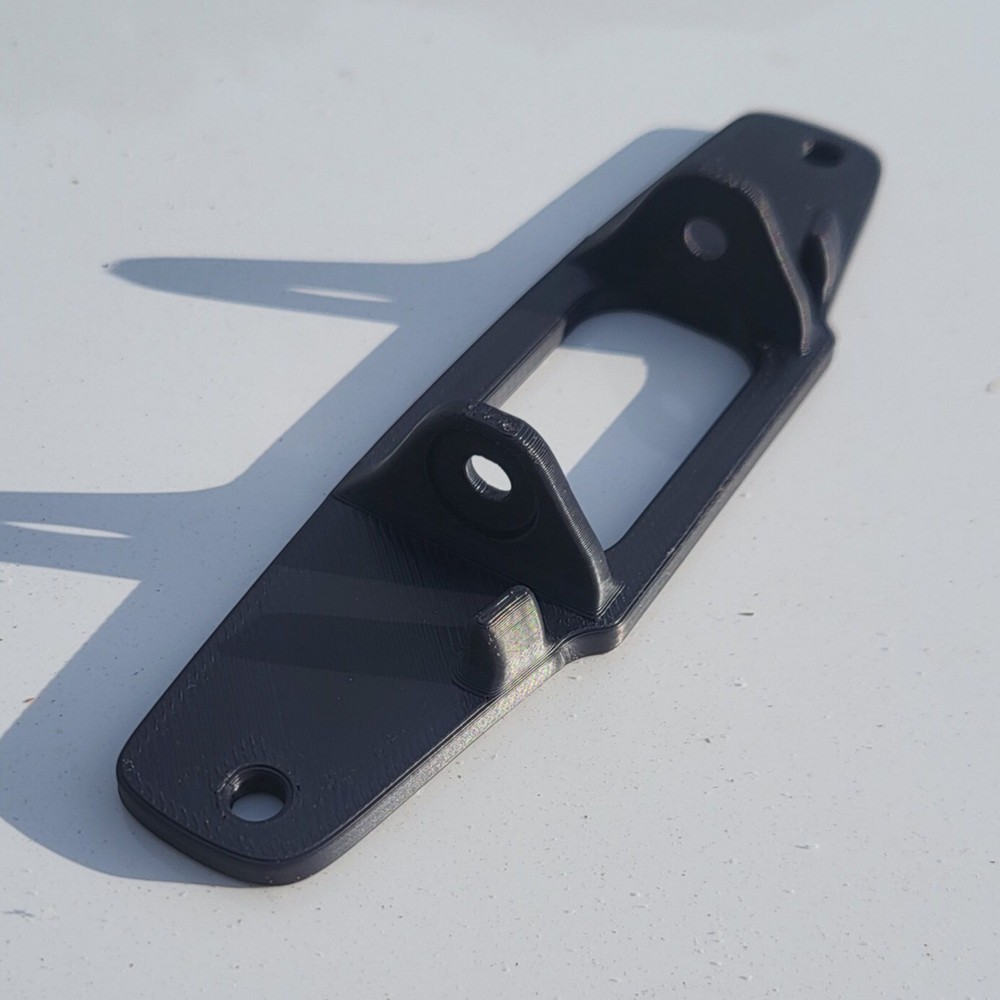 ZX10 (16- Current) Tank Bracket