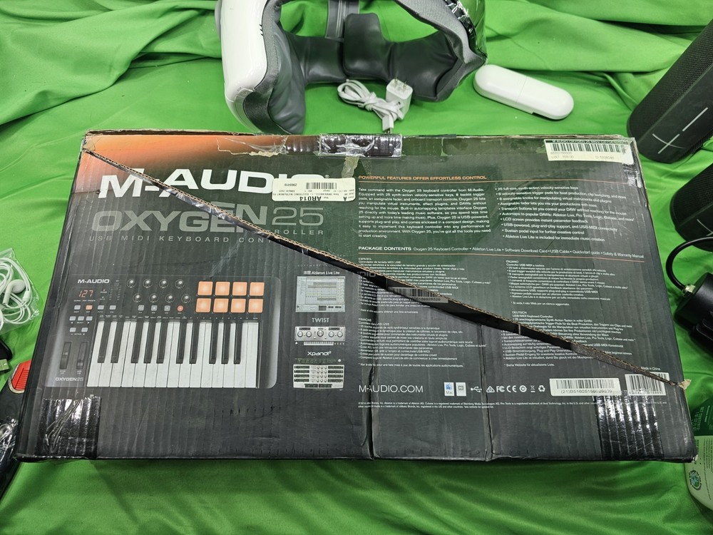 M-Audio Oxygen 25 Keyboard Controller USB Without power supply