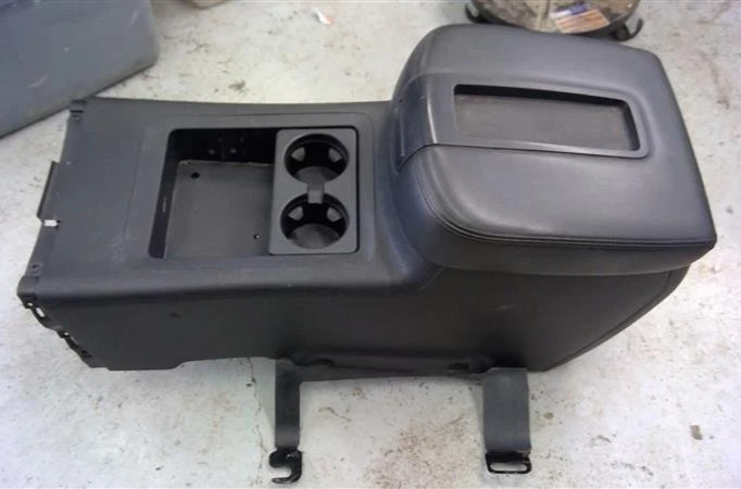 2011-2013 Chevy Silverado 1500 Front Floor Center Console Black Assembly OEM