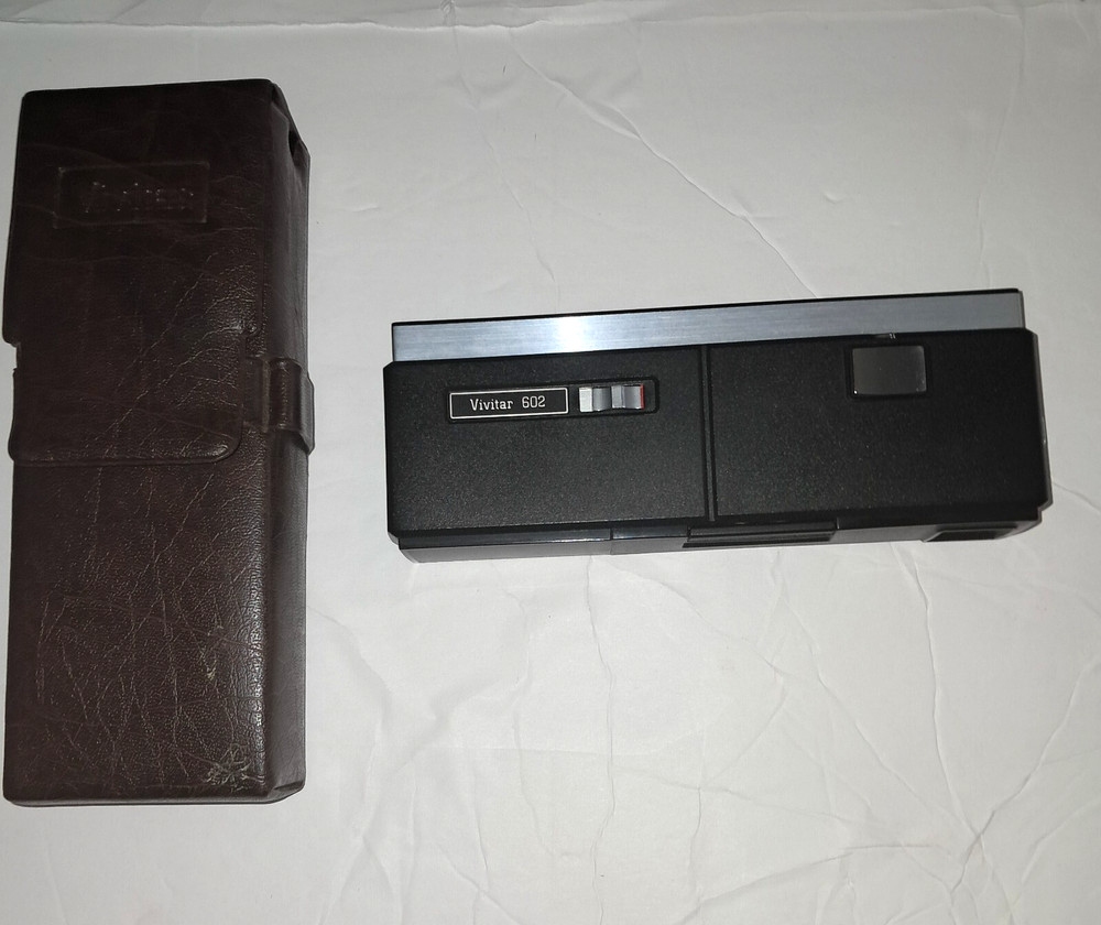 Camera Vivitar 602 with Carrying Case Included - UNTESTED