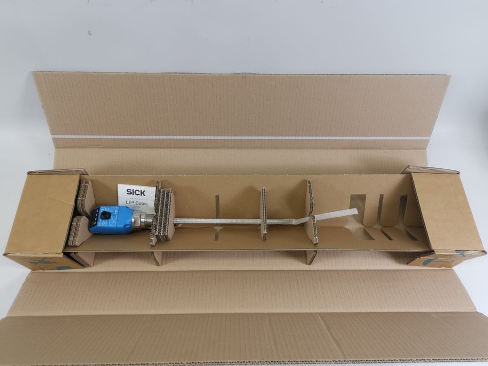 SICK LFP0400-A4NMB liquid level sensor-