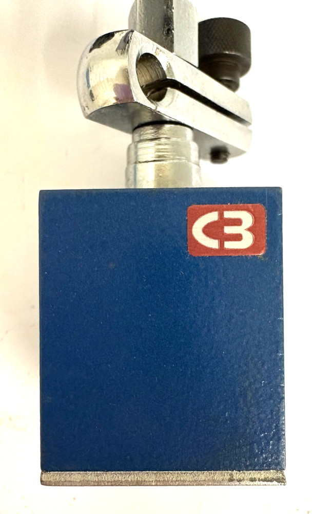 MINI MAGNETIC BASE WITH STAGE ADAPTOR CHICAGO 50221