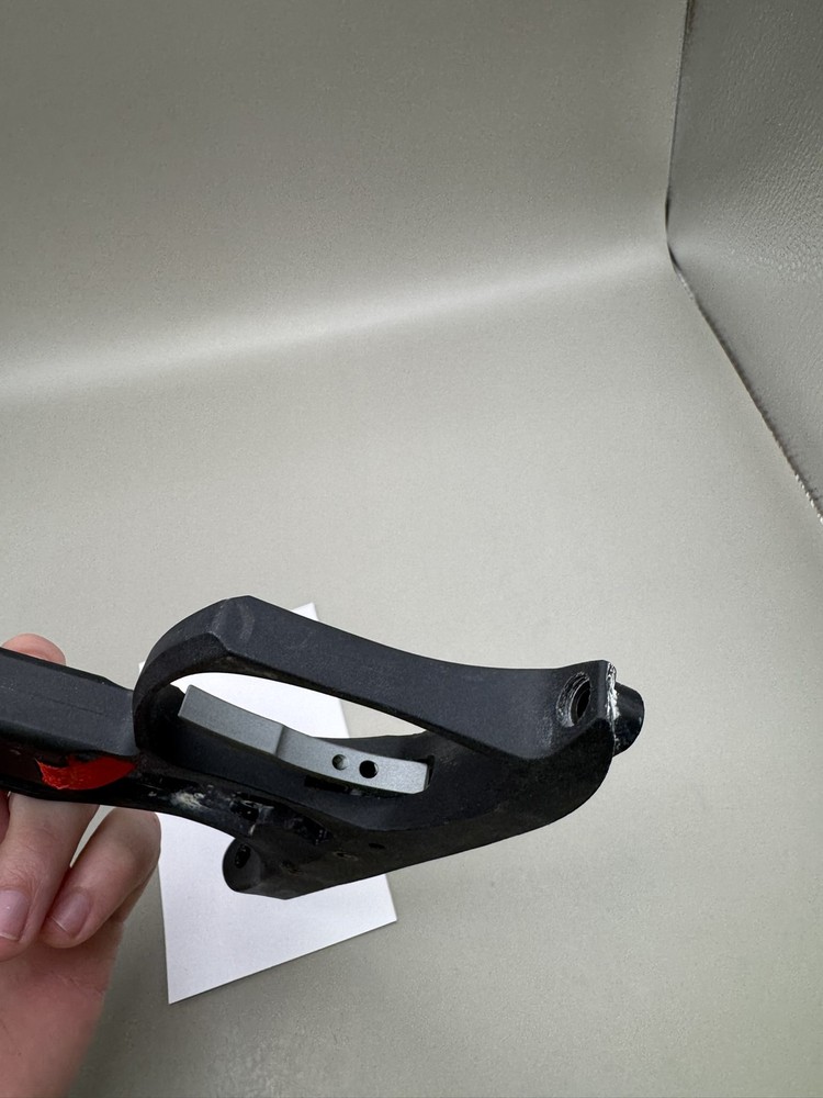 Dye Prize Frame Black