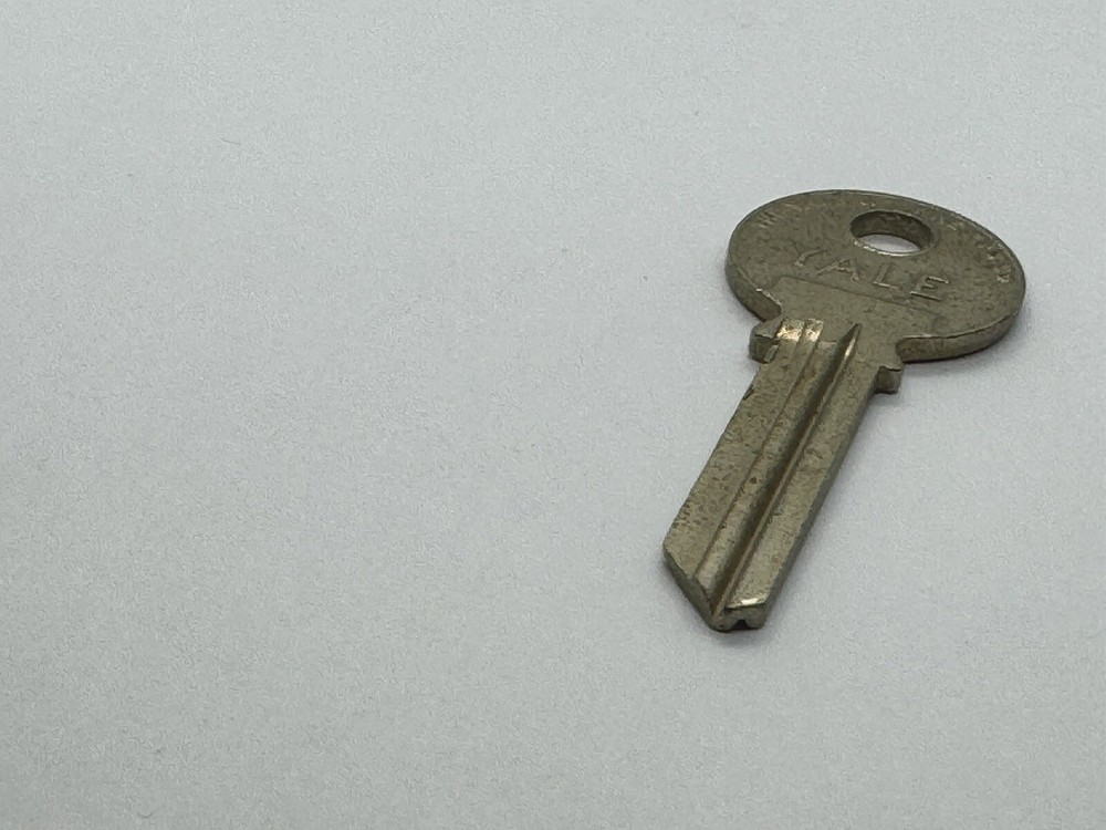 Original Yale Key Blank GBG