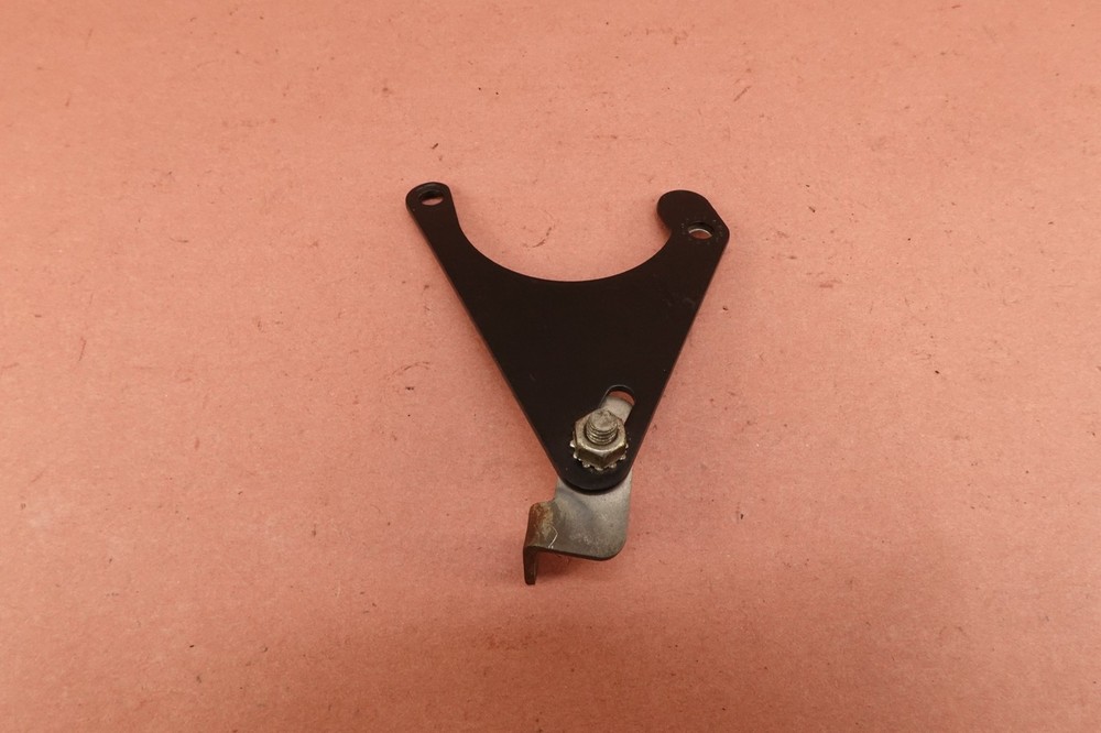 2000-2006 Harley Davidson FLTRI Road Glide ENGINE STARTER MOUNT BRACKET
