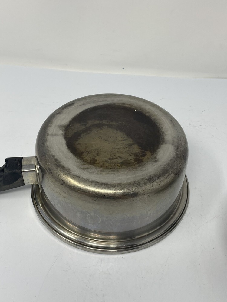Vintage Nu-way Pot With Handle And Lid