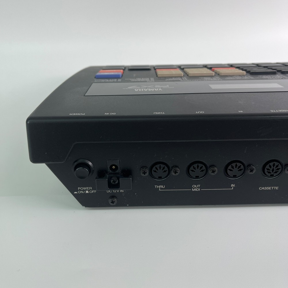 Yamaha RX7 Drum Machine Rhythm Machine [Power-on test confirmed, No Battery]