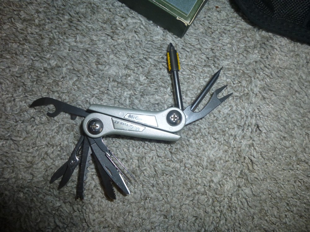 Eddie Bauer Topeak Mcguyver XT Tool Real Gear 16 SS Tools Multi Function