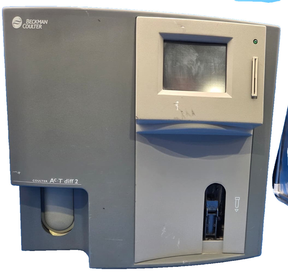 Beckman Coulter AC T Diff 2 Hematology Analyzer. PARTS ONLY