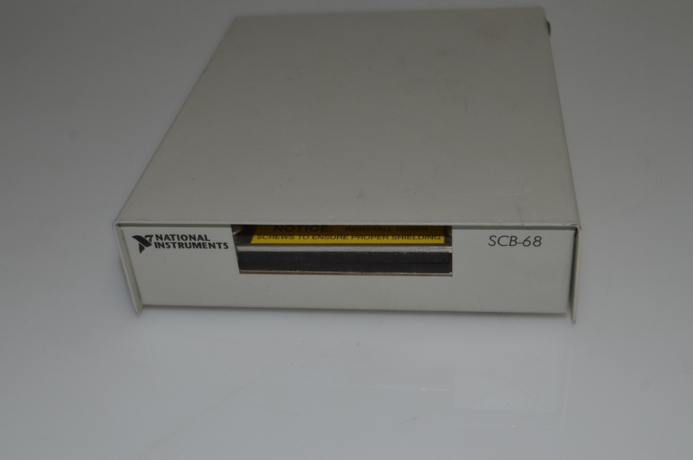 ^^ NATIONAL INSTRUMENTS SCB-68 I/O CONNECTOR BOX (LBN6)