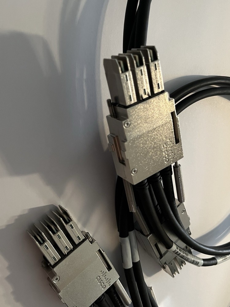 Lot of 2 Cisco STACK-T1-1M StackWise-480 1m Stacking Cable 800-40404-01 UNTESTED