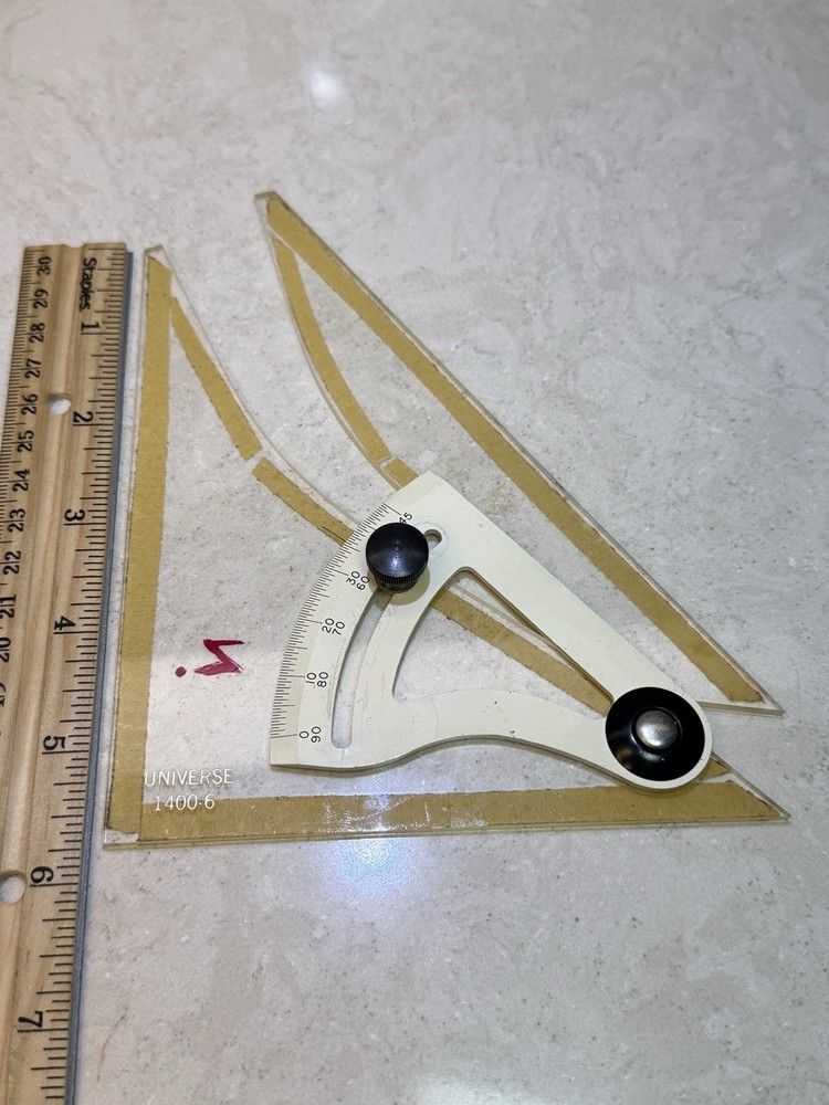 Vintage Clear Adjustable Triangle Universe Model 1400-6