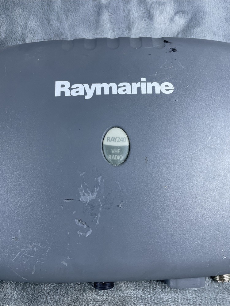 RAYMARINE RAY240 42001 VHF Control Unit R49129