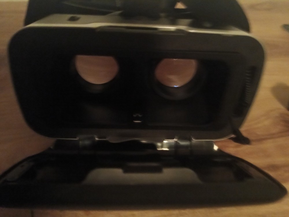 Shinecon VR Shinecon Smartphone VR Headset Black with Controller