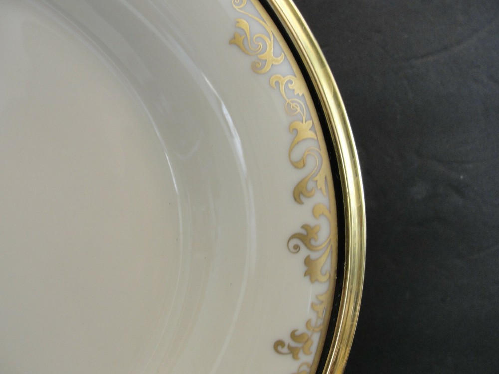 LENOX ECLIPES 16 1/2" OVAL PLATTER