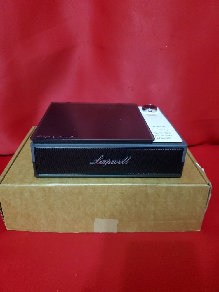 Leapwell Classic Portable CD Player  L-CD201