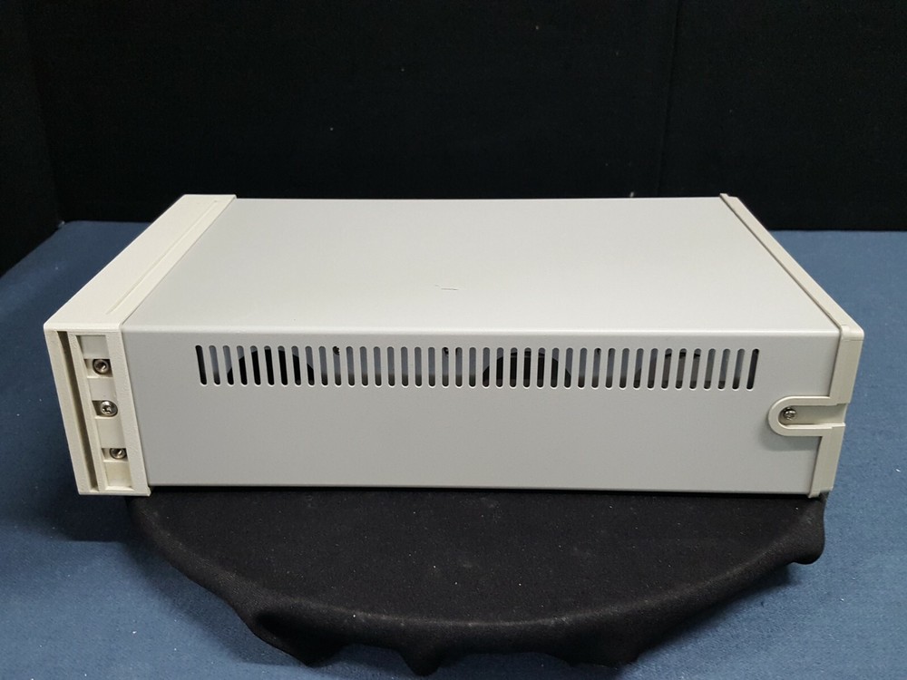 Agilent 3499B: Switch / Control System Main Frame (0637)