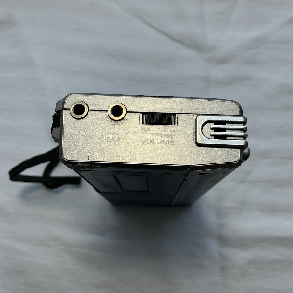 General Electric GE Microcassette Player/Recorder 3-5325A Untested