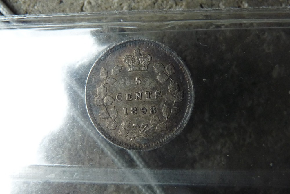 1898 Canada silver five 5 cents - **ICCS EF40**