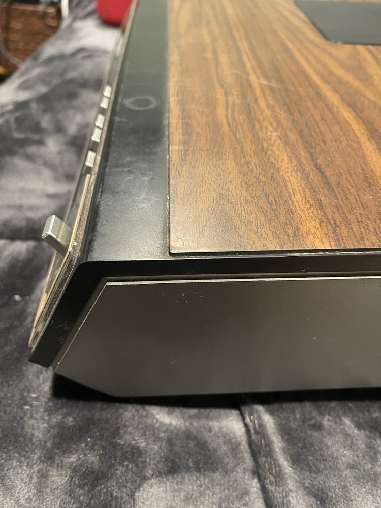 RCA SelectaVision CED Video Disc Player Model SFT 100 W - Powers Spins -Untested