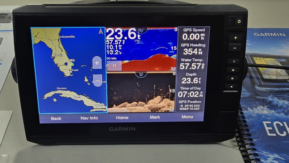 Garmin ECHOMAP UHD 94sv Chartplotter/Fishfinder – Excellent Condition – Tested