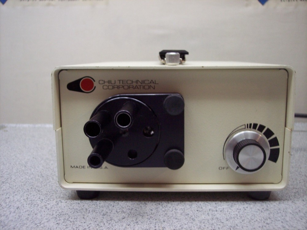 Chiu Technical Corporation SLS-150 Light Source