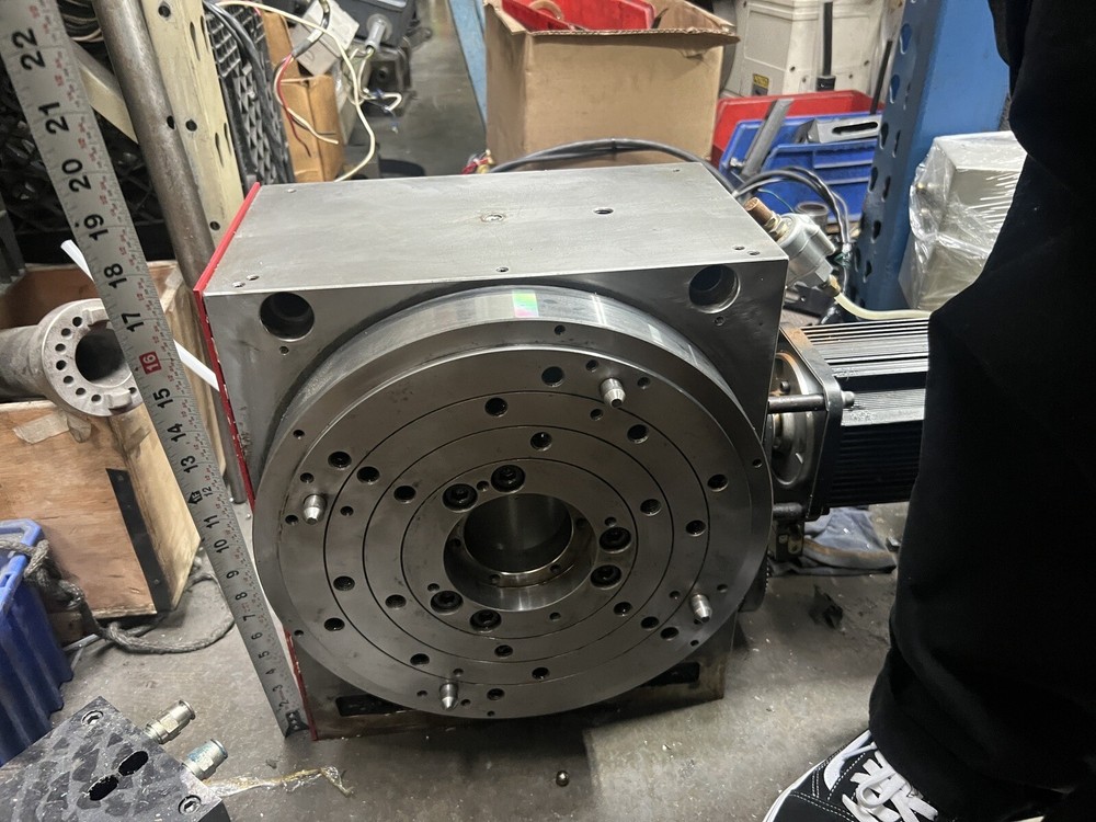 Working Rotary Table Haas