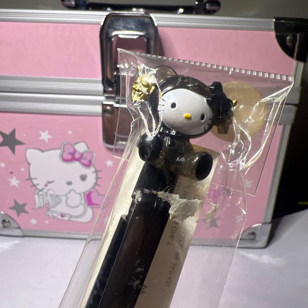 Hello Kitty ballpoint pen black unopened