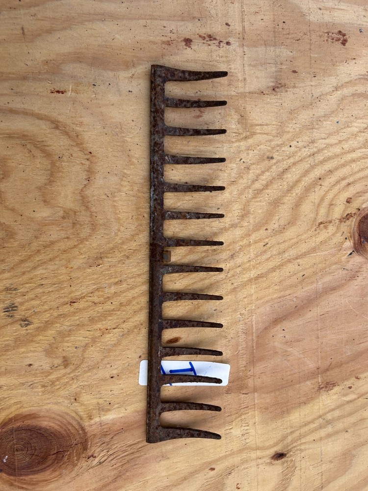 Rake Head Rusty Rustic no handle Original Vintage Primitive Metal