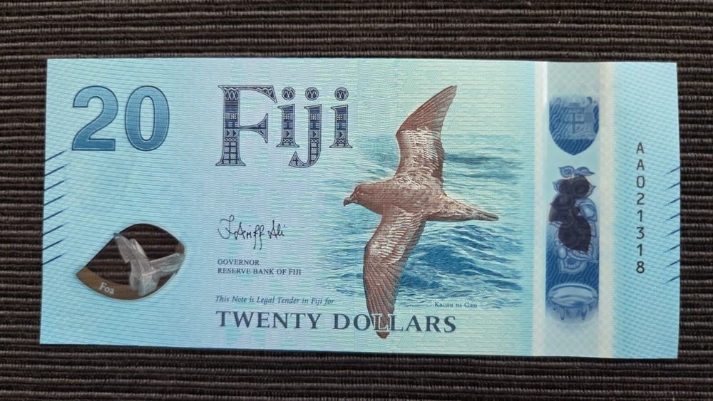 FIJI $20 Dollars 2026 First Prefix AA UNC Polymer Banknote Folder