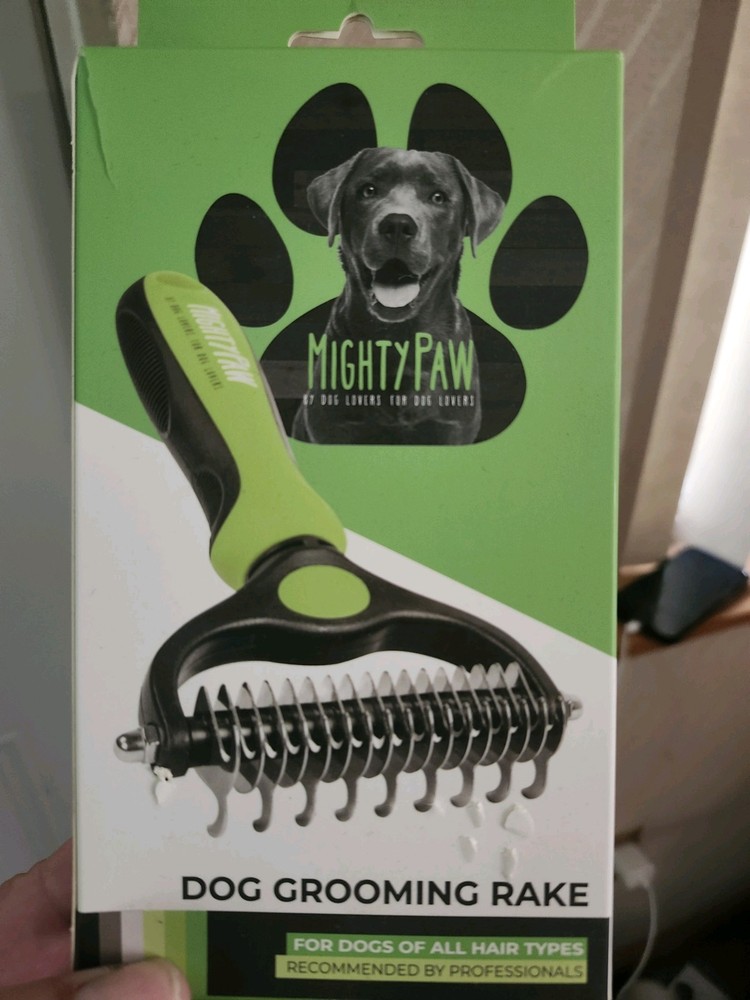 Mighty PAW Dog GROOMING. Rake